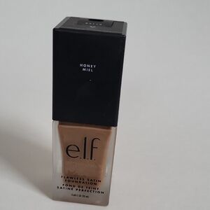 ELF Flawless Satin Foundation - Honey